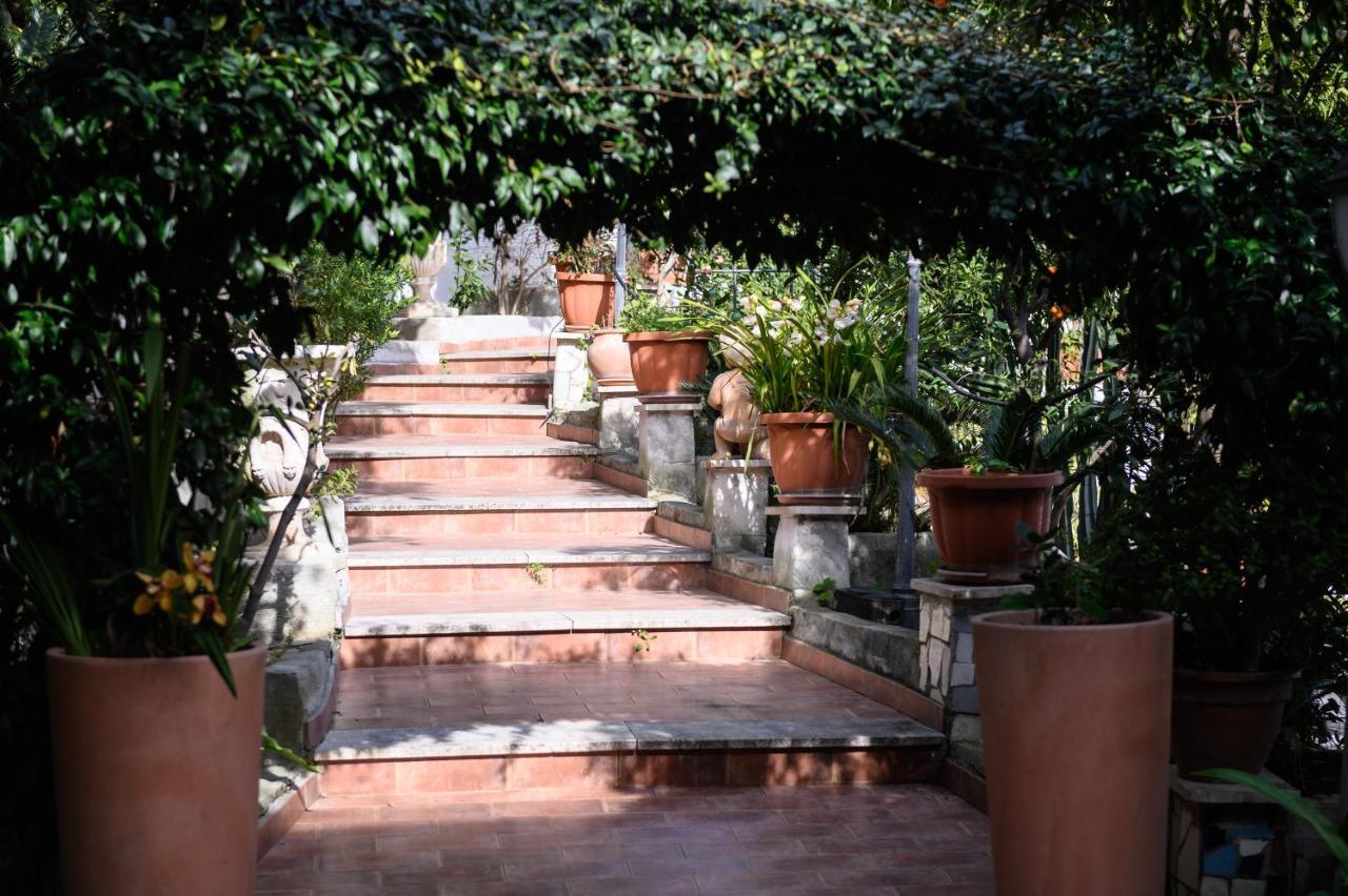 Villa Emilia Pozzuoli Luaran gambar
