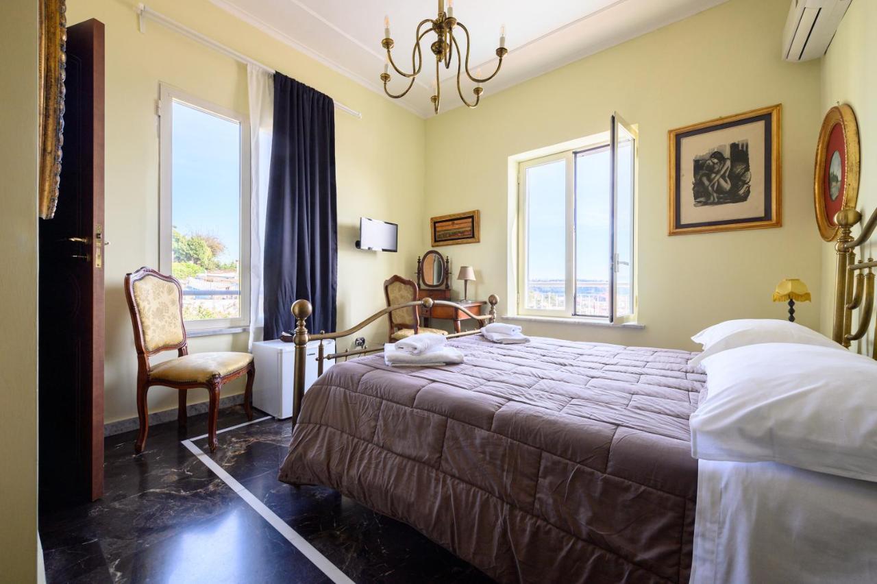 Villa Emilia Pozzuoli Luaran gambar
