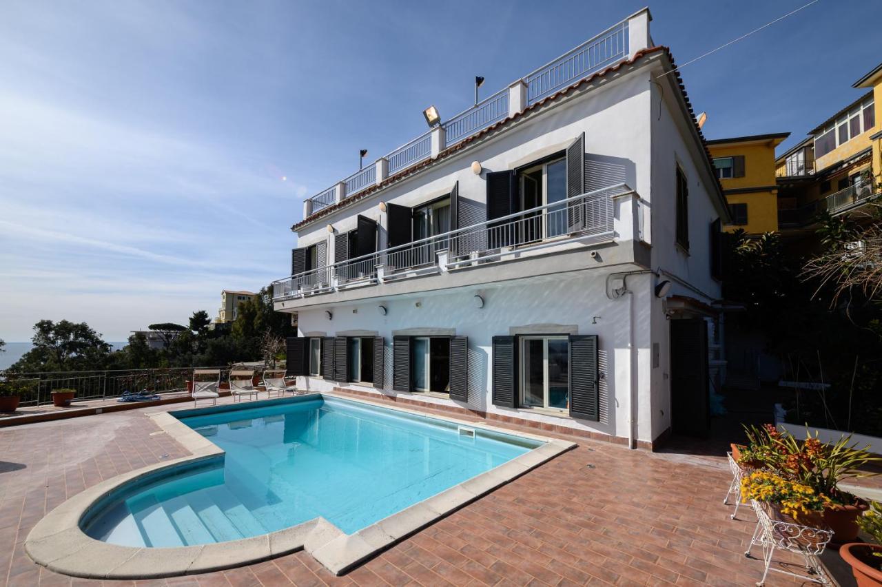 Villa Emilia Pozzuoli Luaran gambar
