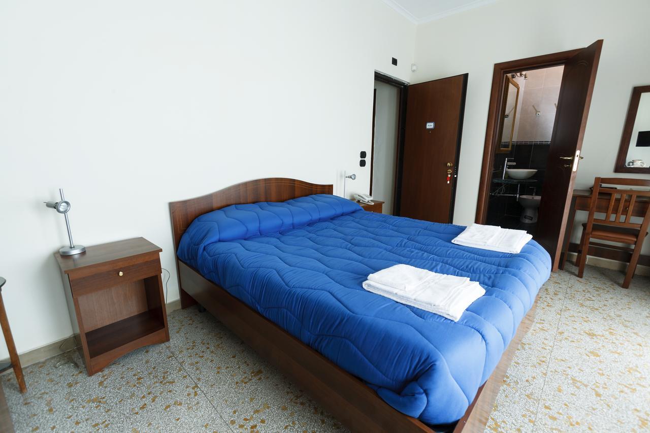 Villa Emilia Pozzuoli Bilik gambar