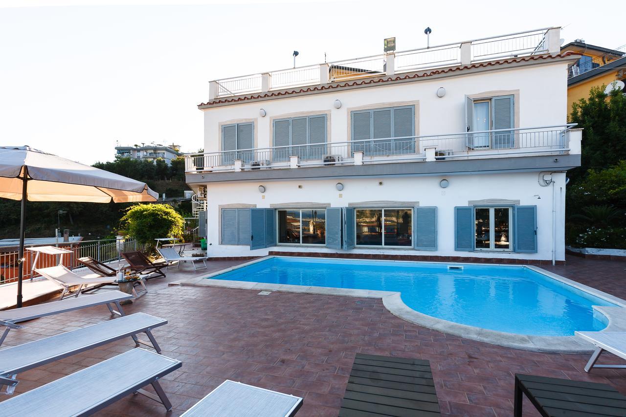 Villa Emilia Pozzuoli Luaran gambar