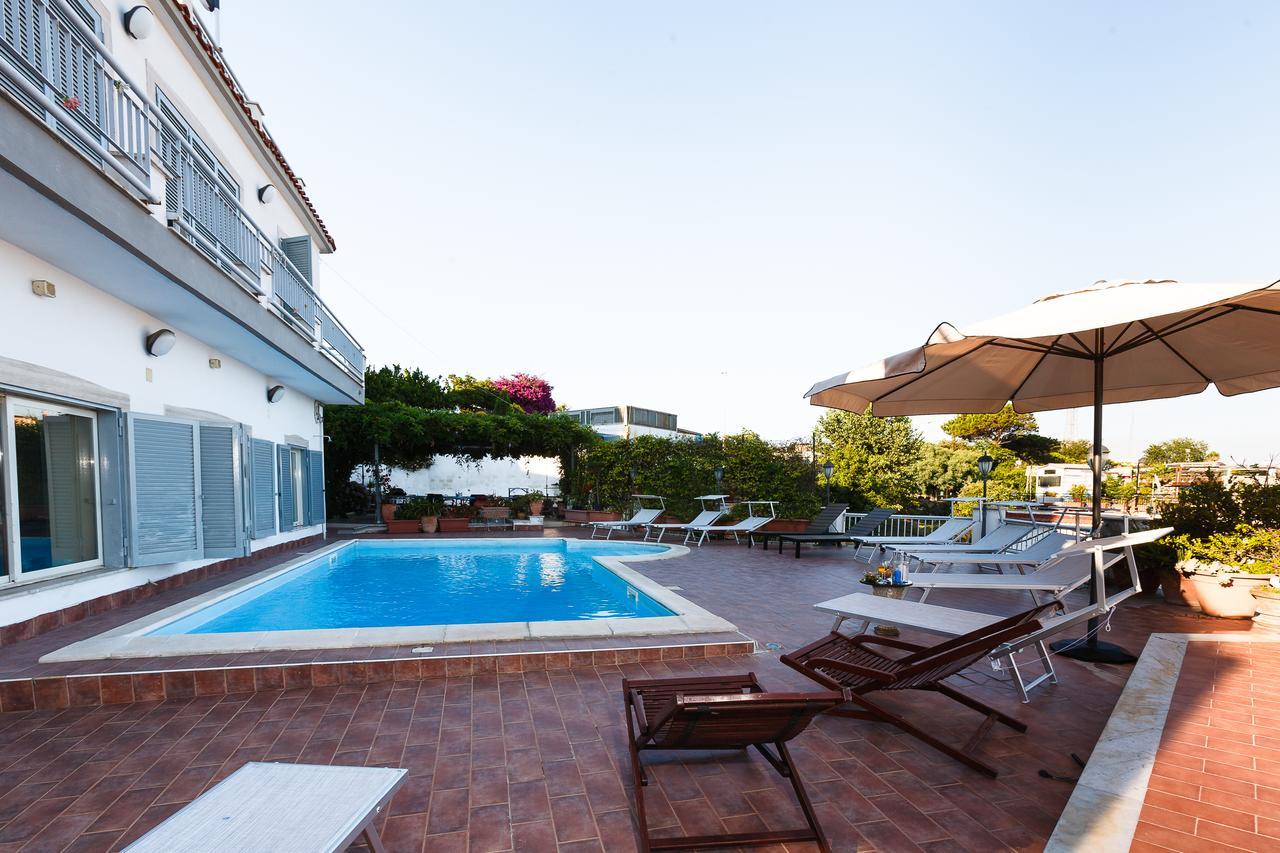 Villa Emilia Pozzuoli Luaran gambar