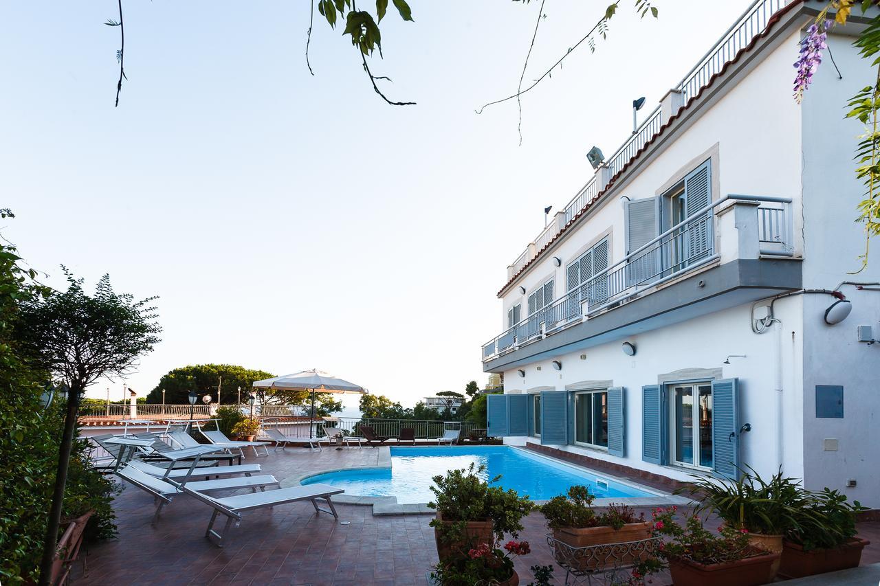 Villa Emilia Pozzuoli Luaran gambar