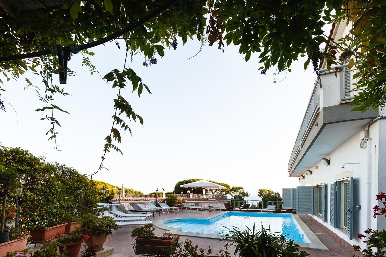 Villa Emilia Pozzuoli Luaran gambar