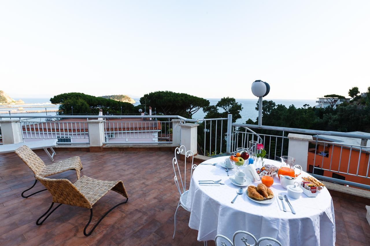 Villa Emilia Pozzuoli Luaran gambar